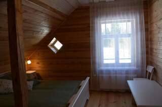 Гостевой дом Guest House Ziedkalni Dūmele Двухместный номер с 1 кроватью и общей ванной комнатой-15